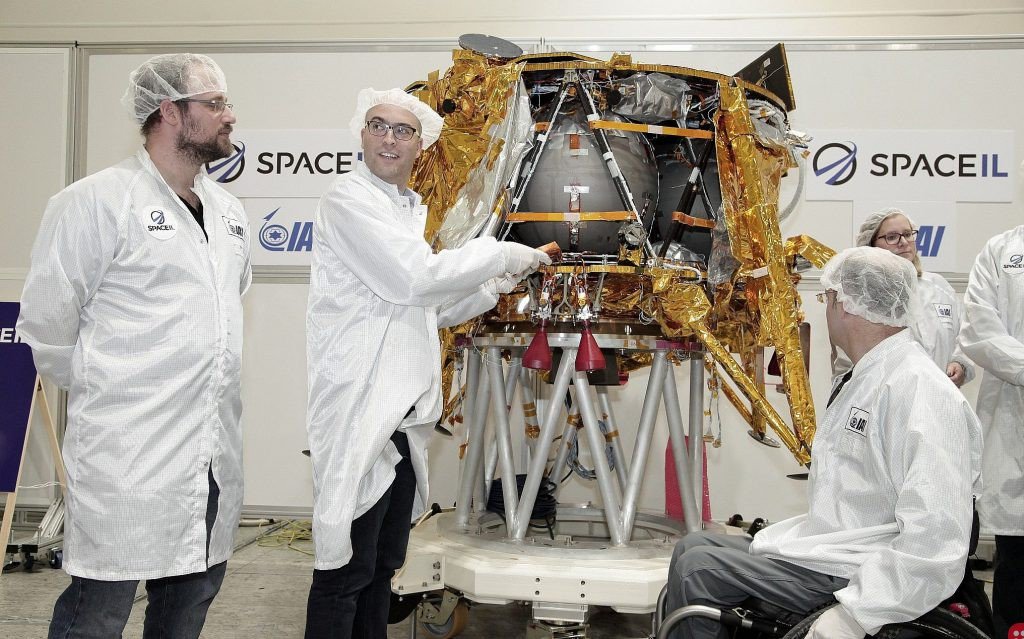 Israel set to launch spacecraft to Moon